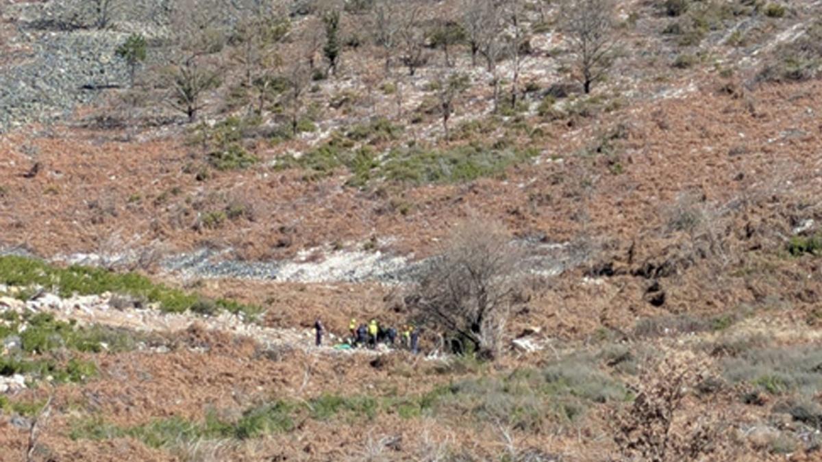 Despliegue de las unidades de rescate en la sierra de Mahíde para socorrer al trabajador tristemente fallecido. | EMERGENCIAS 112