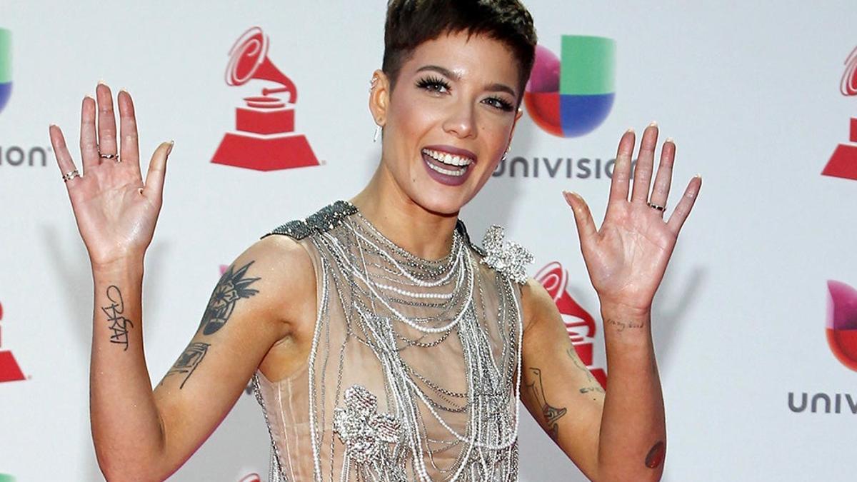 Halsey ha conseguido dejar un vicio MUY malo