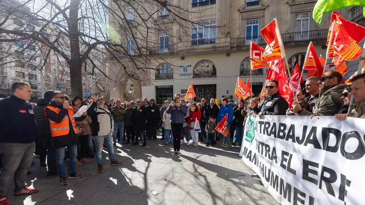Los trabajadores de Mann Hummel en Zaragoza dicen basta y convocan una huelga indefinida: "La empresa se nos está riendo en la cara"