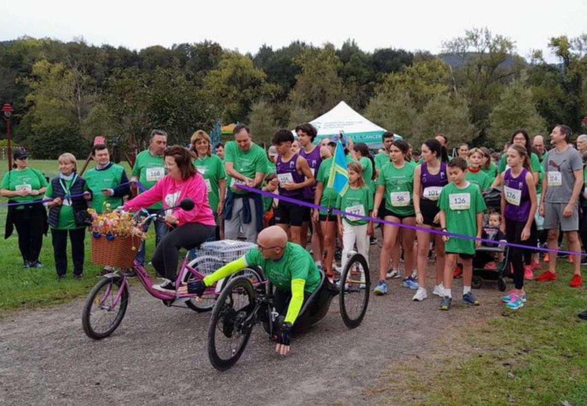 Los cosecheros de Villaviciosa triunfan en los concursos del Festival de la Manzana