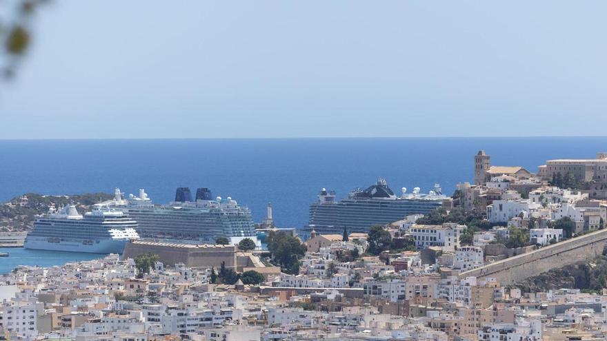 En la ciudad de Ibiza viven 24 personas de más de cien años, el 87,5% son mujeres
