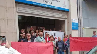 El Consell Escolar de Alzira rechaza los recortes en la Escuela Oficial de Idiomas