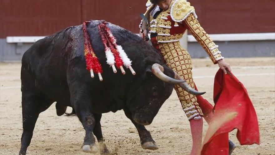 Un entregado Garrido y un vulgar Fandi