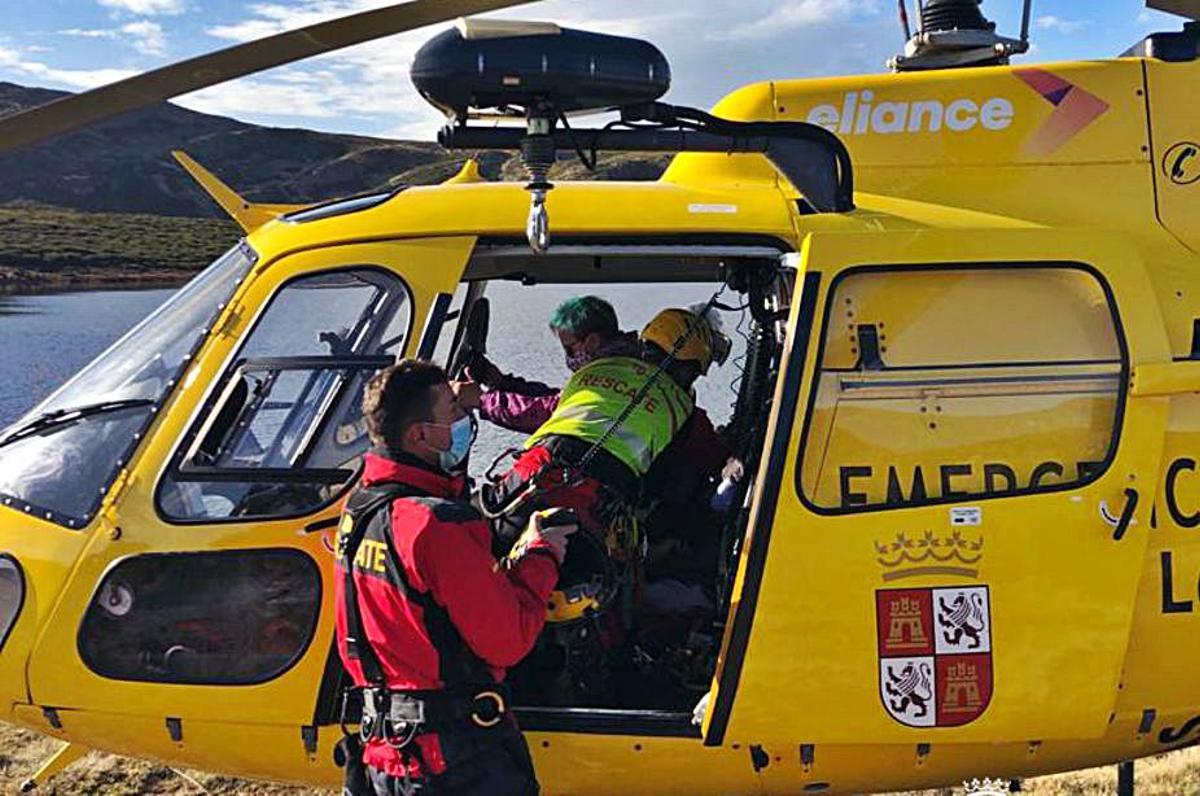 Rescatan a una senderista en la zona de Laguna de las Yeguas