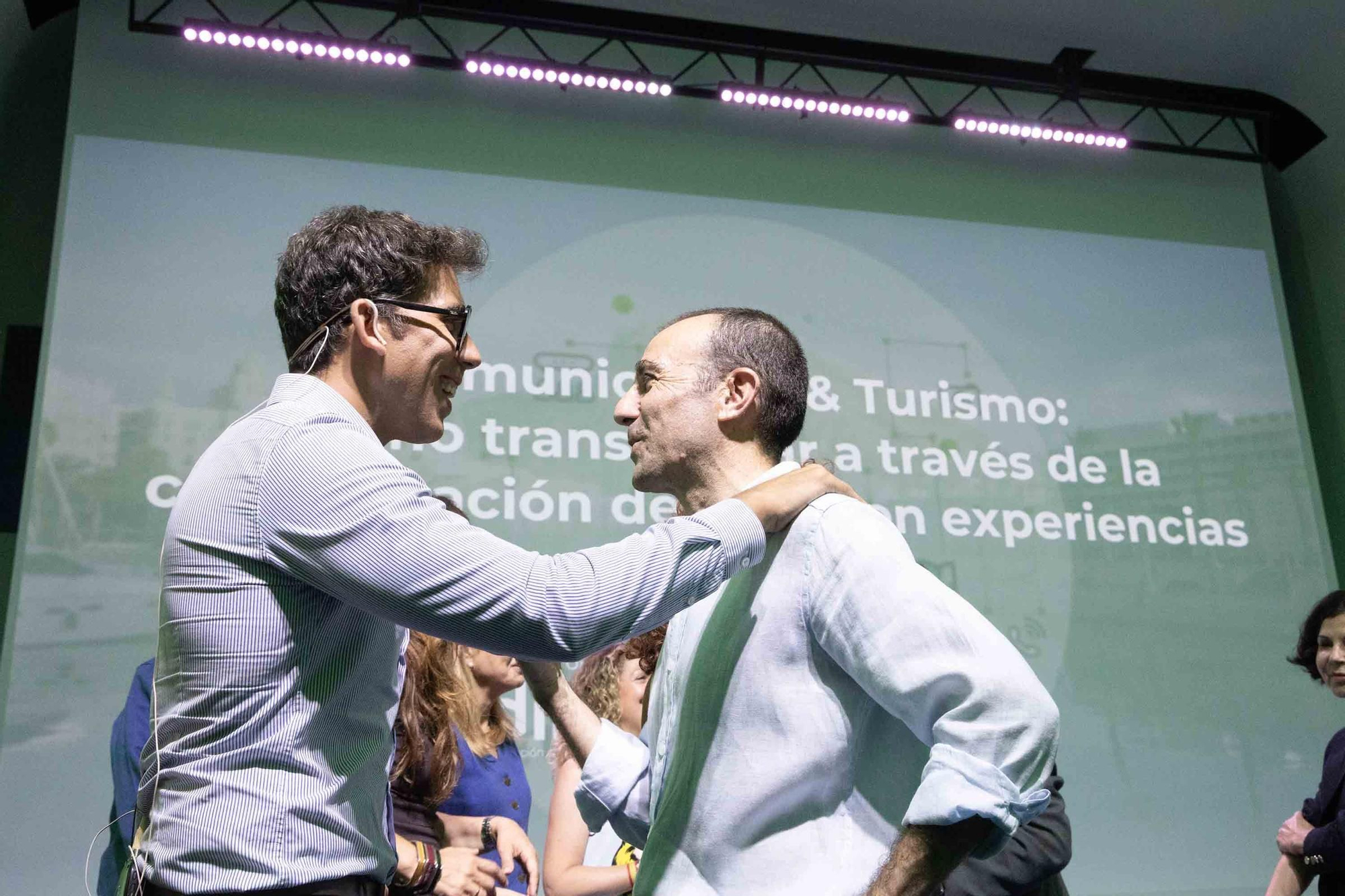 Jornada "Comunicación y Turismo": Reinventando los destinos a través de las emociones, organizado por DIRCOM