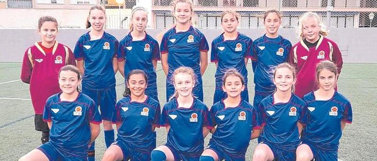 Selección de Mallorca sub-12 femenina que el lunes tiene entrenamiento.