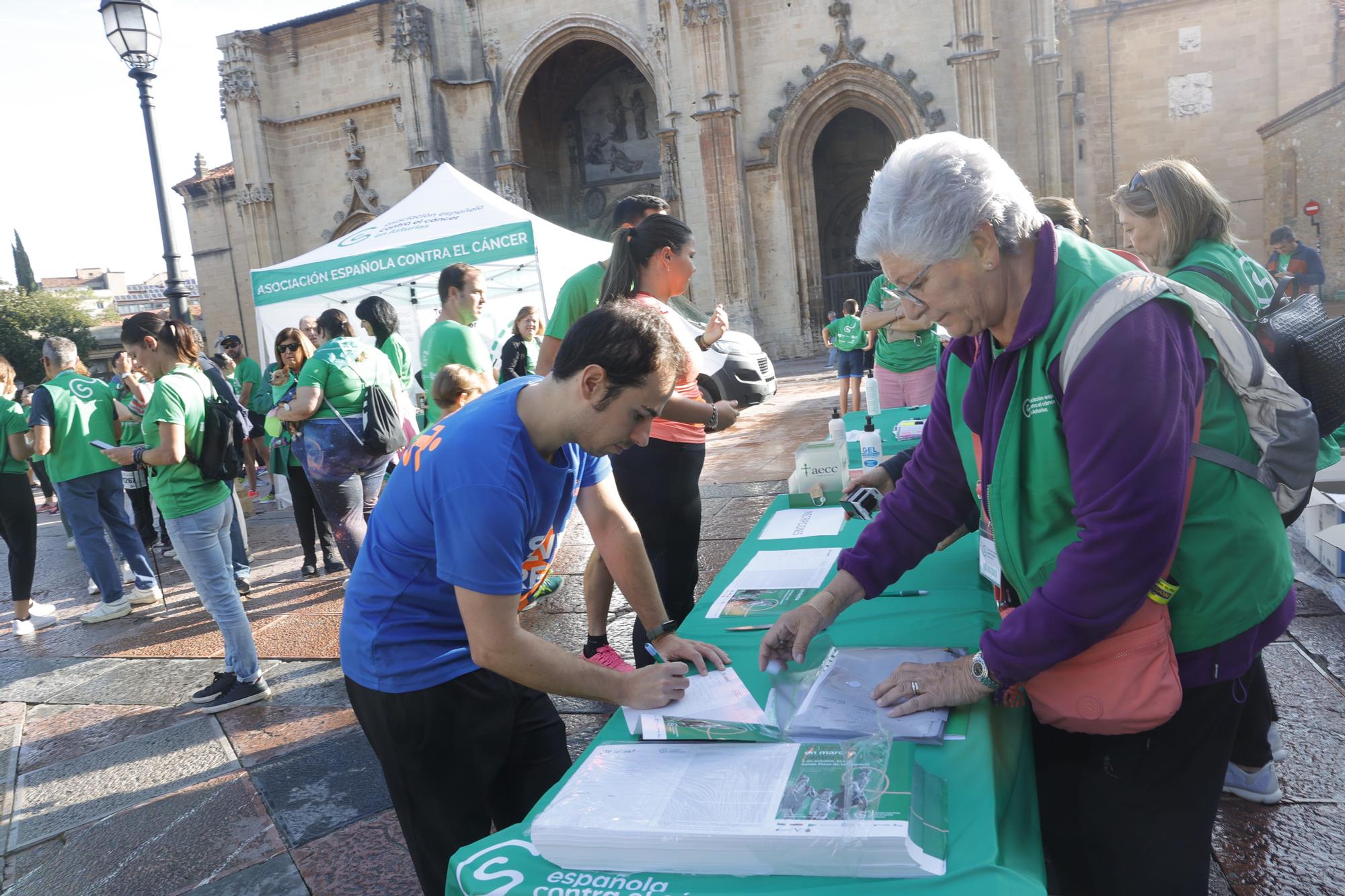 ¿Estuviste en la carrera contra el cáncer de Oviedo? Búscate en la galería de fotos