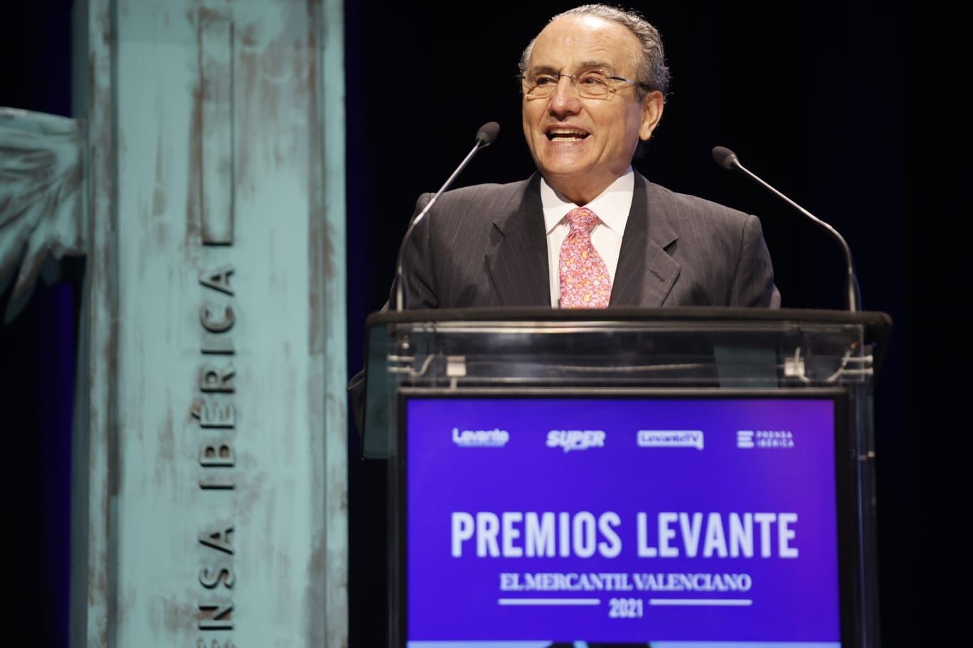 Javier Moll durante su discurso inaugural de la gala de entrega de premios