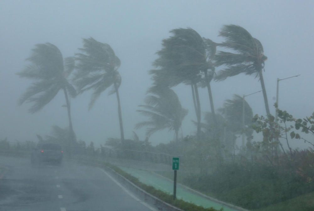 El huracán Irma se acerca a Puerto Rico