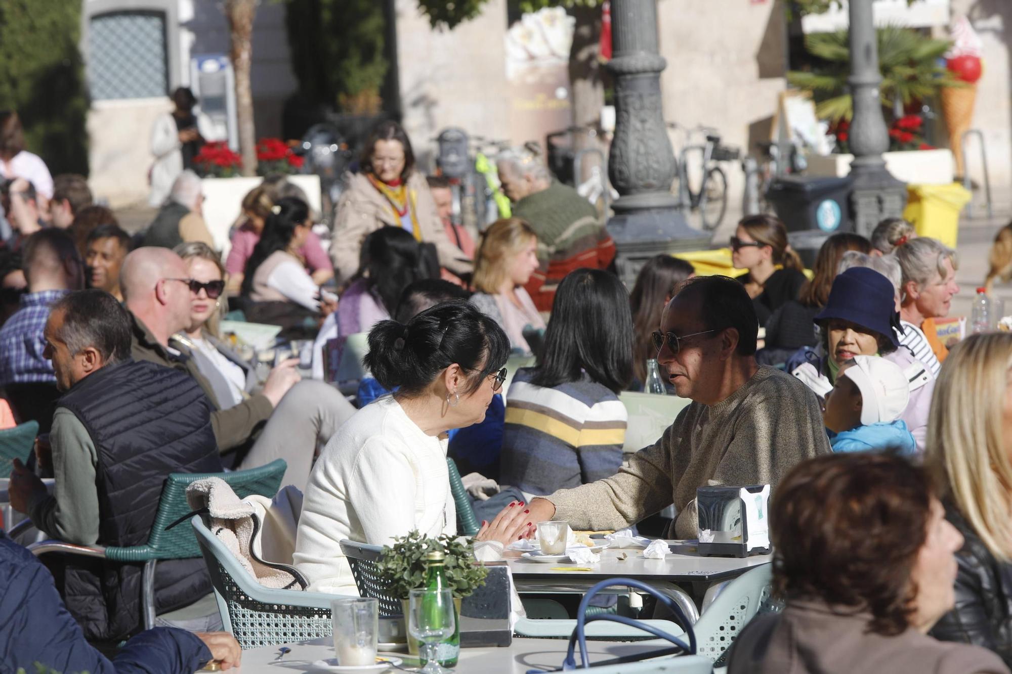 València, a reventar por la Navidad y el buen tiempo