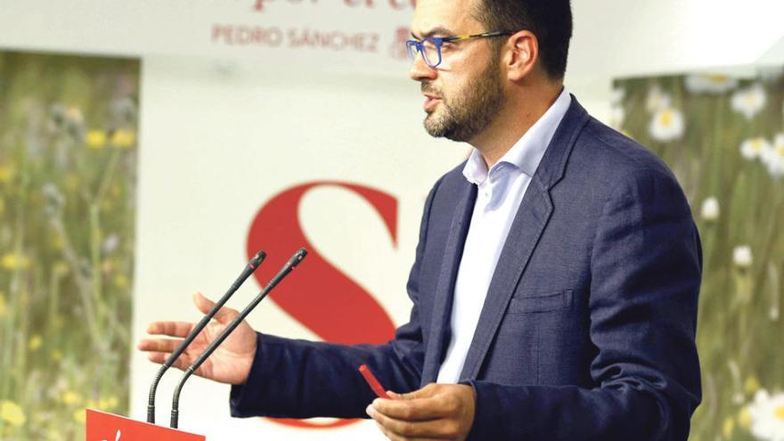 El rechazo de Sánchez a Rajoy afronta las primeras disidencias de algunos barones