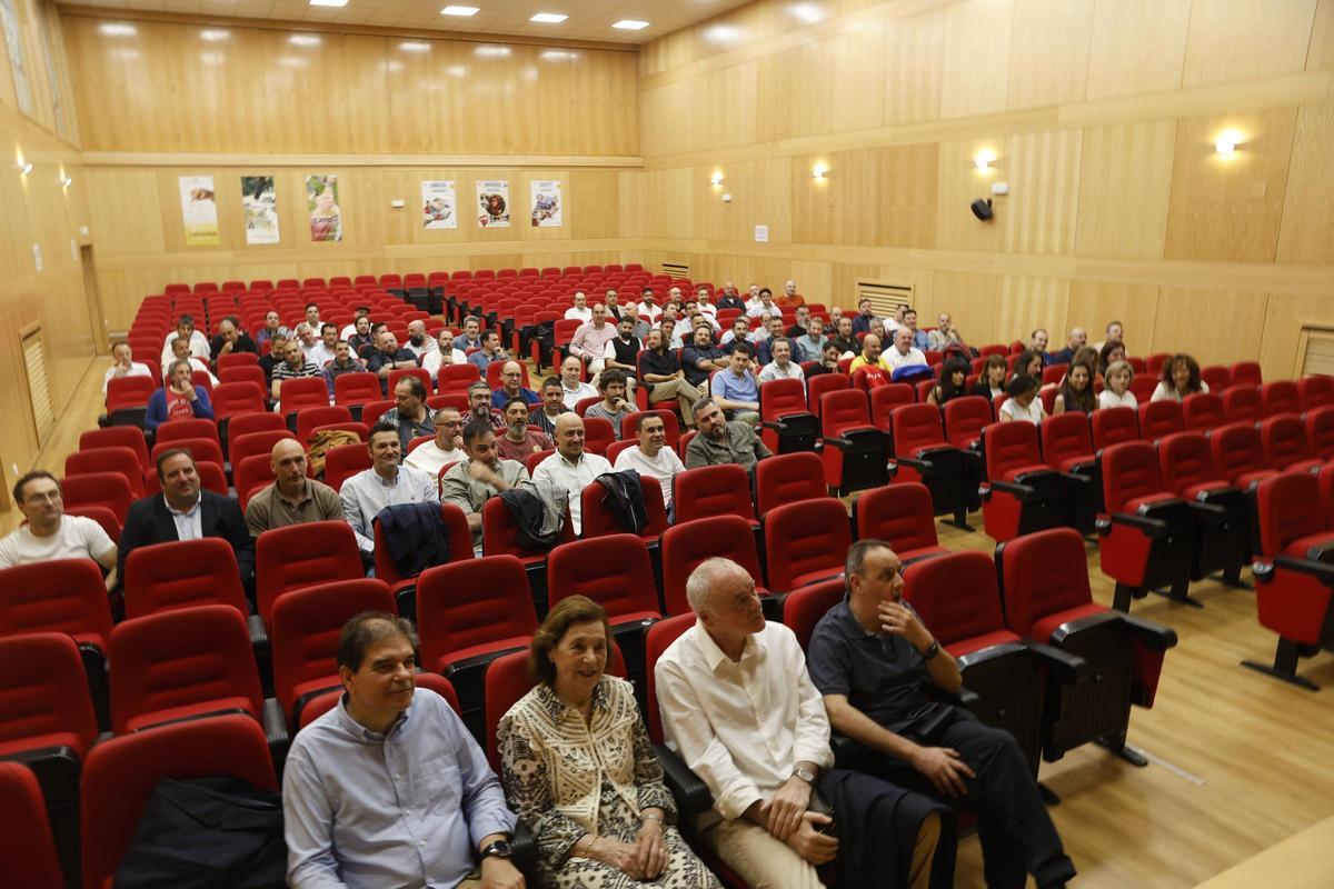 El encuentro de la promoción del Codema de 1998, en imágenes