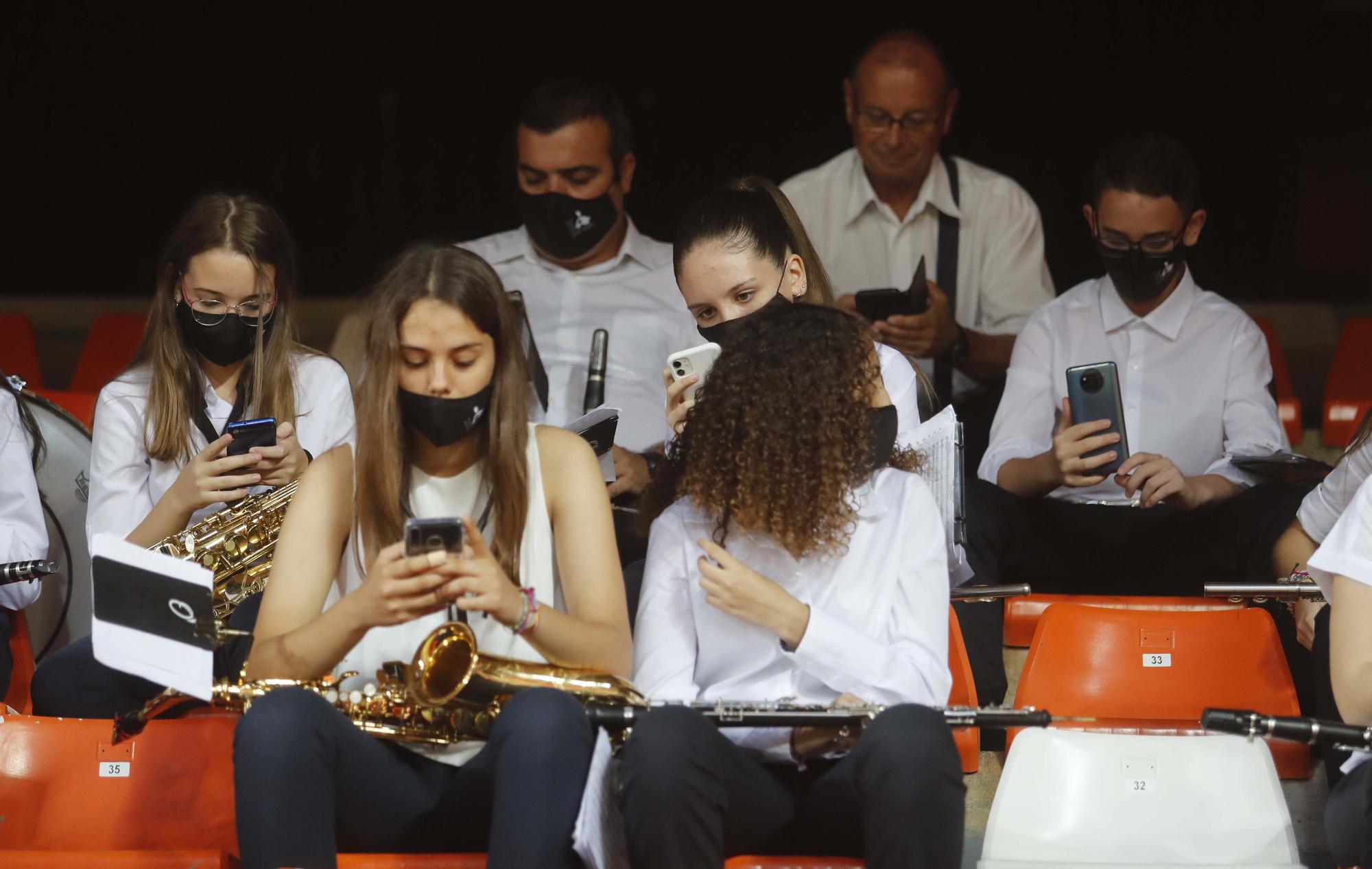 La Sociedad Musical de Llosa de Ranes en Mestalla