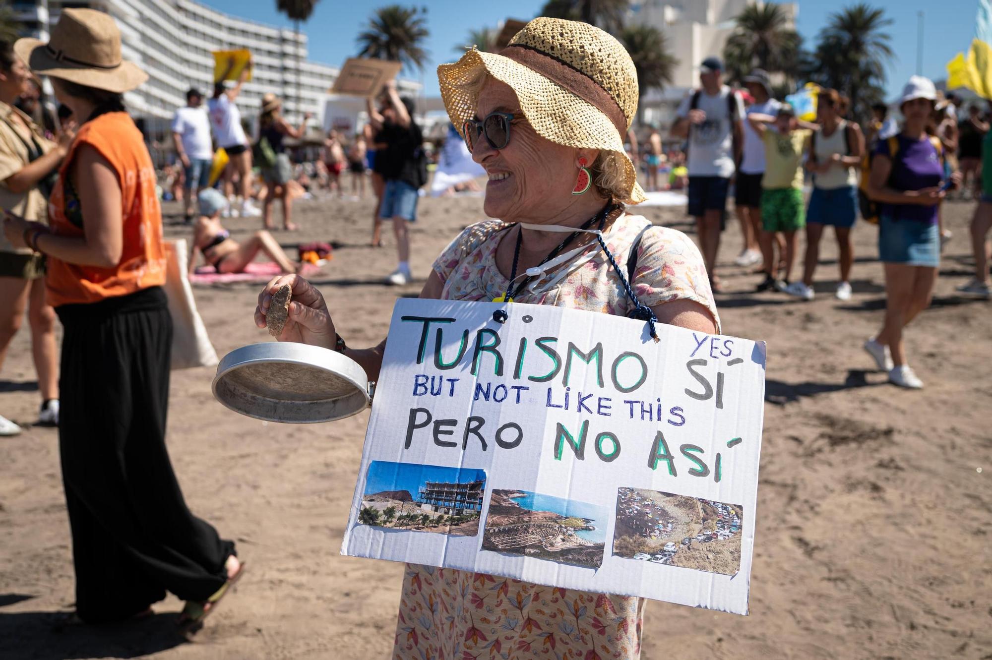 Todas las imágenes de la manifestación del 20-O en Tenerife
