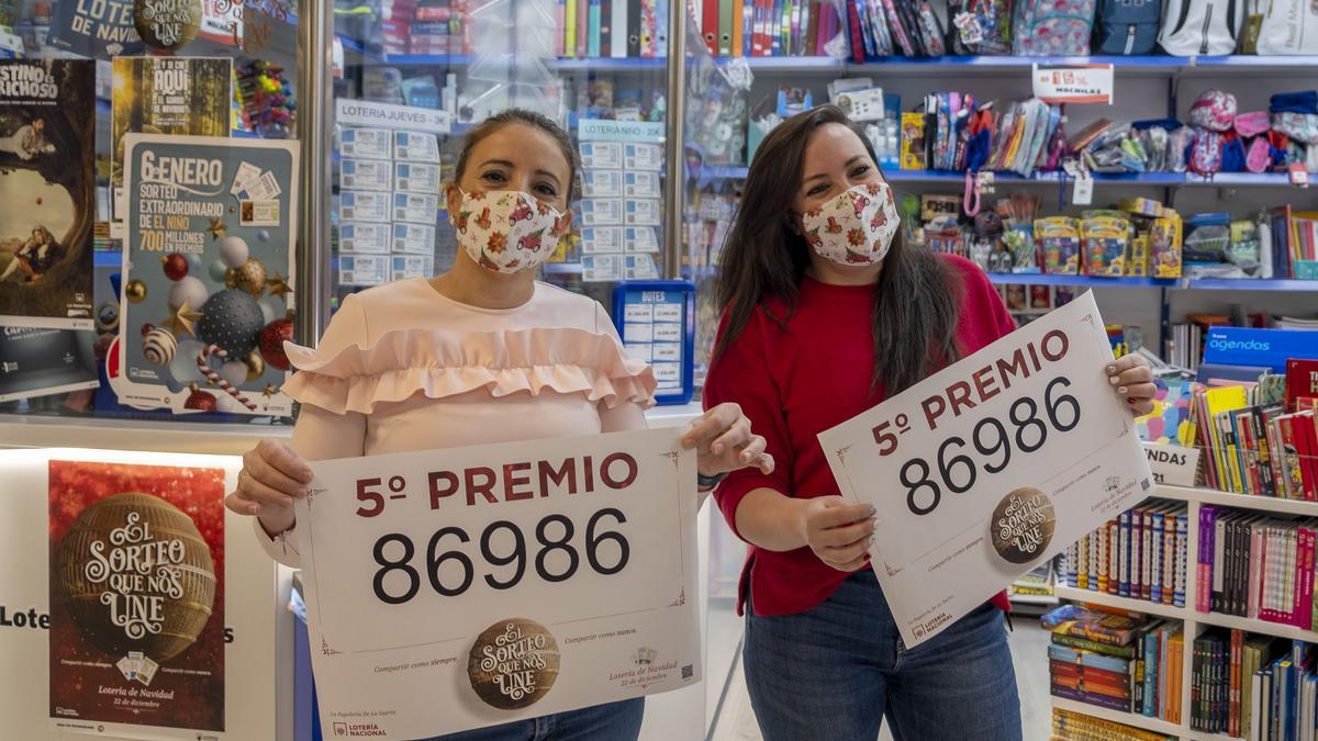 Quinto premio en la Administración de lotería del Centro Comercial El Tormes de Santa Marta de Tormes.