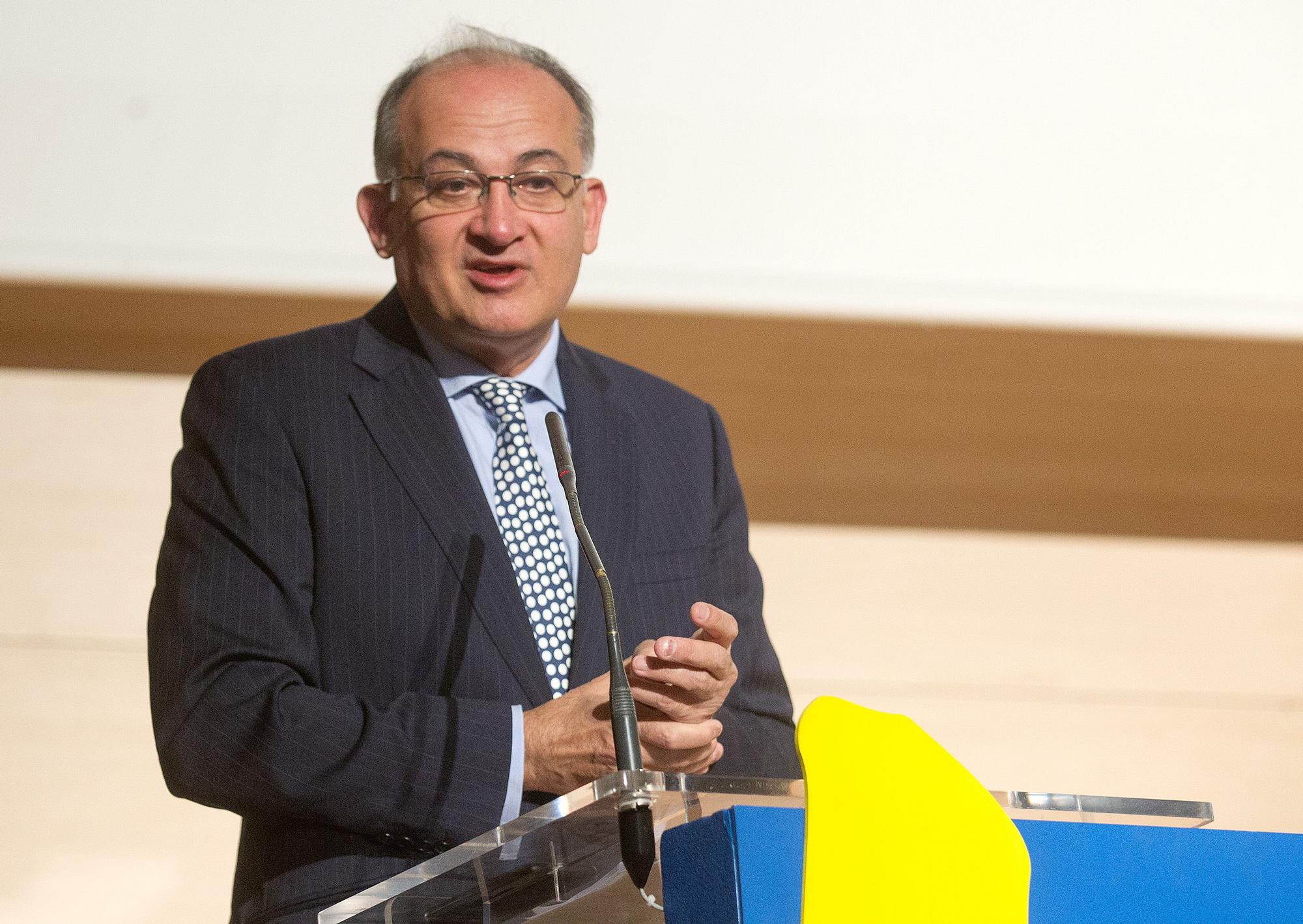 Joan Calabuig en el Foro +Europa: «El turismo y los sectores tradicionales tendrán el apoyo de los fondos europeos»