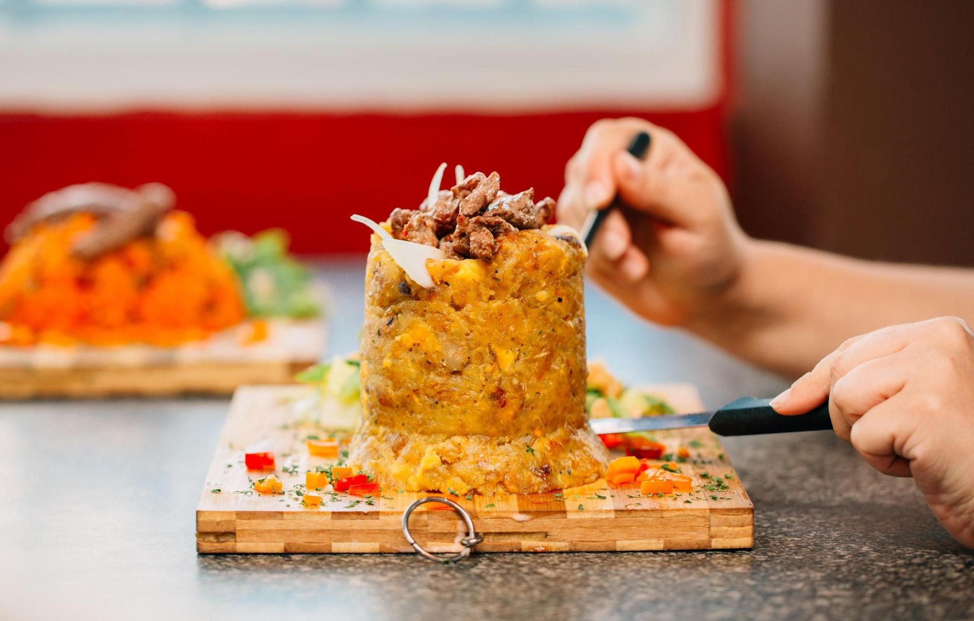 El tradicional mofongo de Mampostealo Restaurant