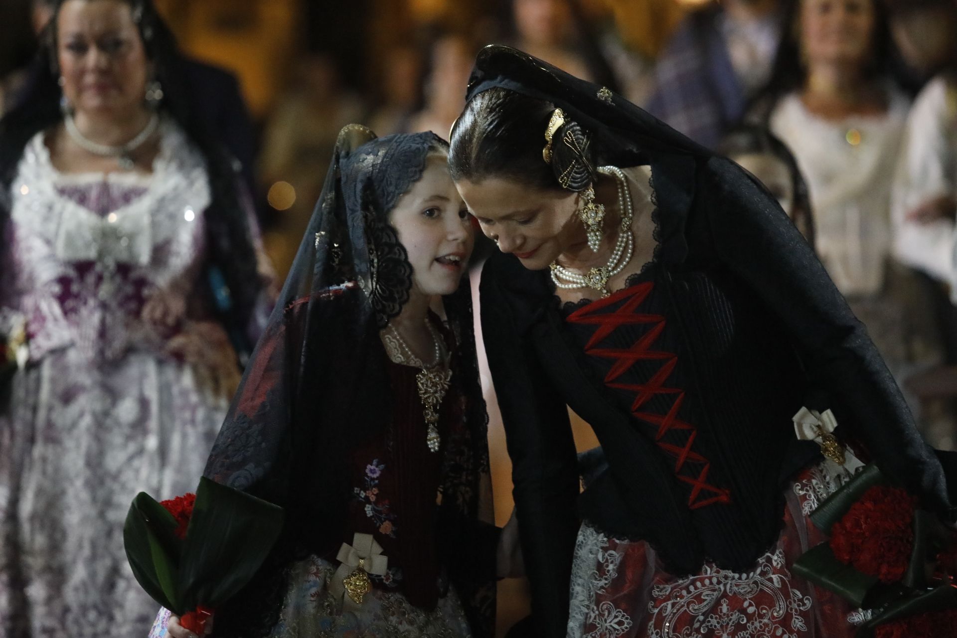 Búscate en el primer día de ofrenda por la calle Quart (entre las 22:00 a las 23:00 horas)