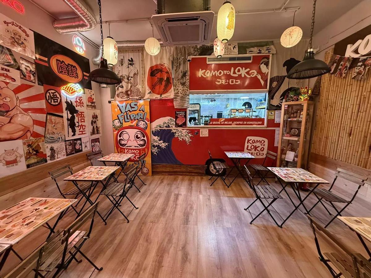 La food truck Komo To Loko, dentro del garaje de Mont-ras donde está instalada
