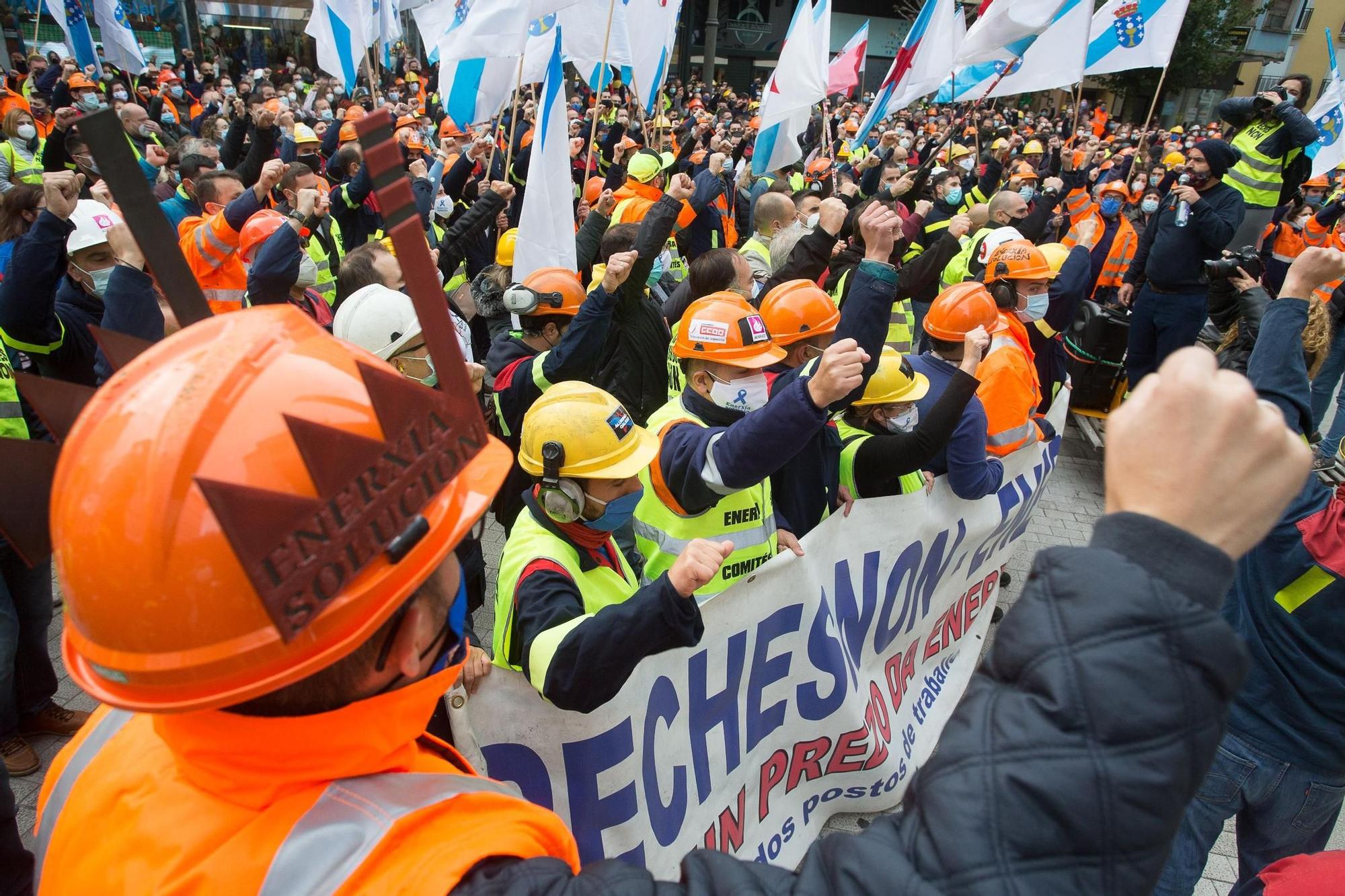 Multitudinaria protesta de los trabajadores de Alcoa en Lugo