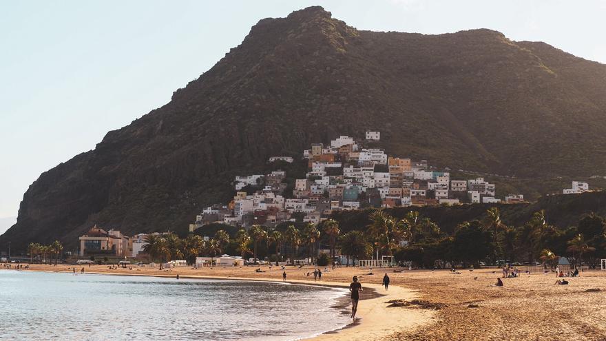 Un Domingo de Ramos con cielos despejados en Canarias