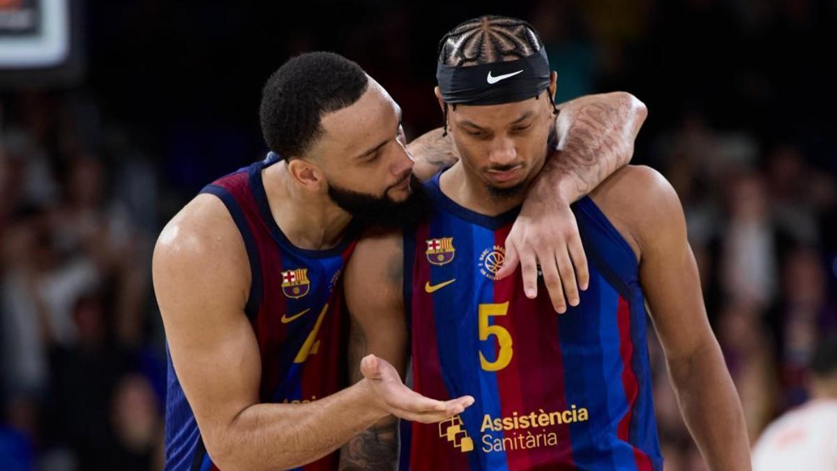 Olympiacos beats Barcelona 105-100 in overtime led by Sasha Vezenkov