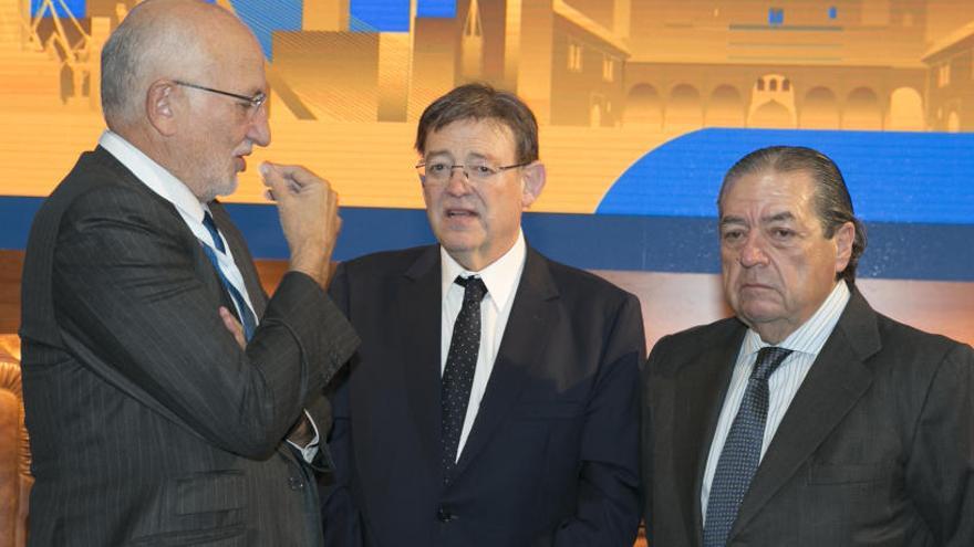 Puig junto a Juan Roig y Vicente Boluda