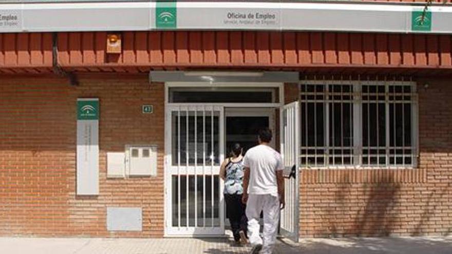 Nueve municipios duplican la subida del paro en la provincia