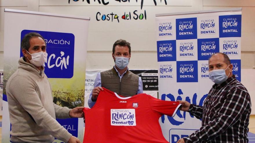 Fundación Rincón apuesta por el Club Balonmano Torre del Mar