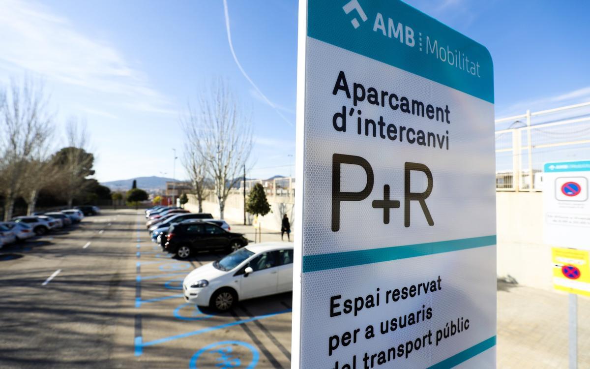 Barcelonins proposen limitar els quilòmetres per circular per la ZBE i instal·lar més ‘park&ride’