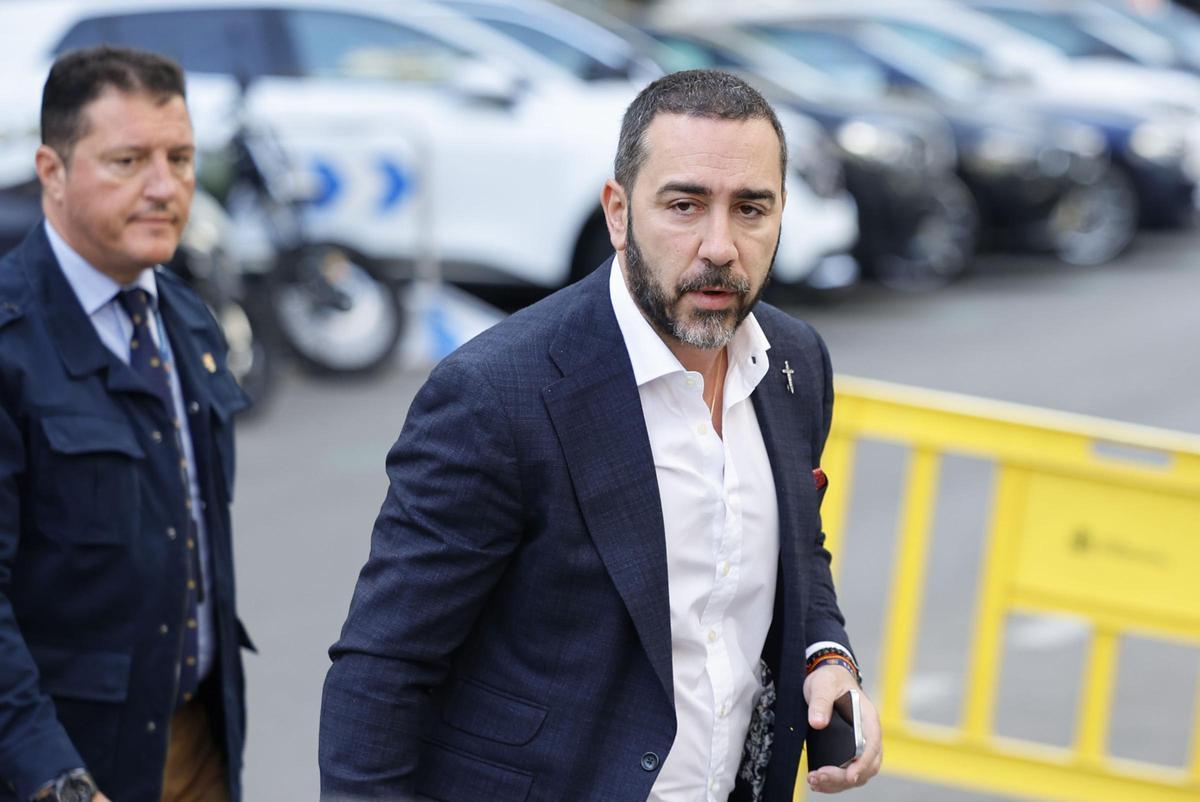 Aldama llegando al Tribunal Supremo