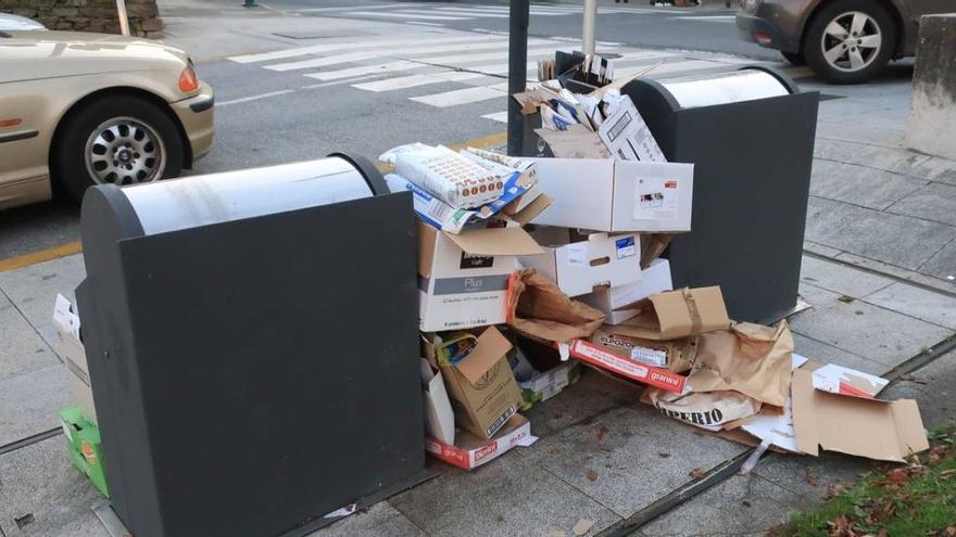 CA pregunta sobre  as deficiencias na recollida do lixo