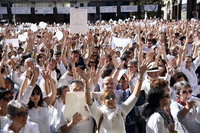 Zaragoza se une por la paz y el diálogo