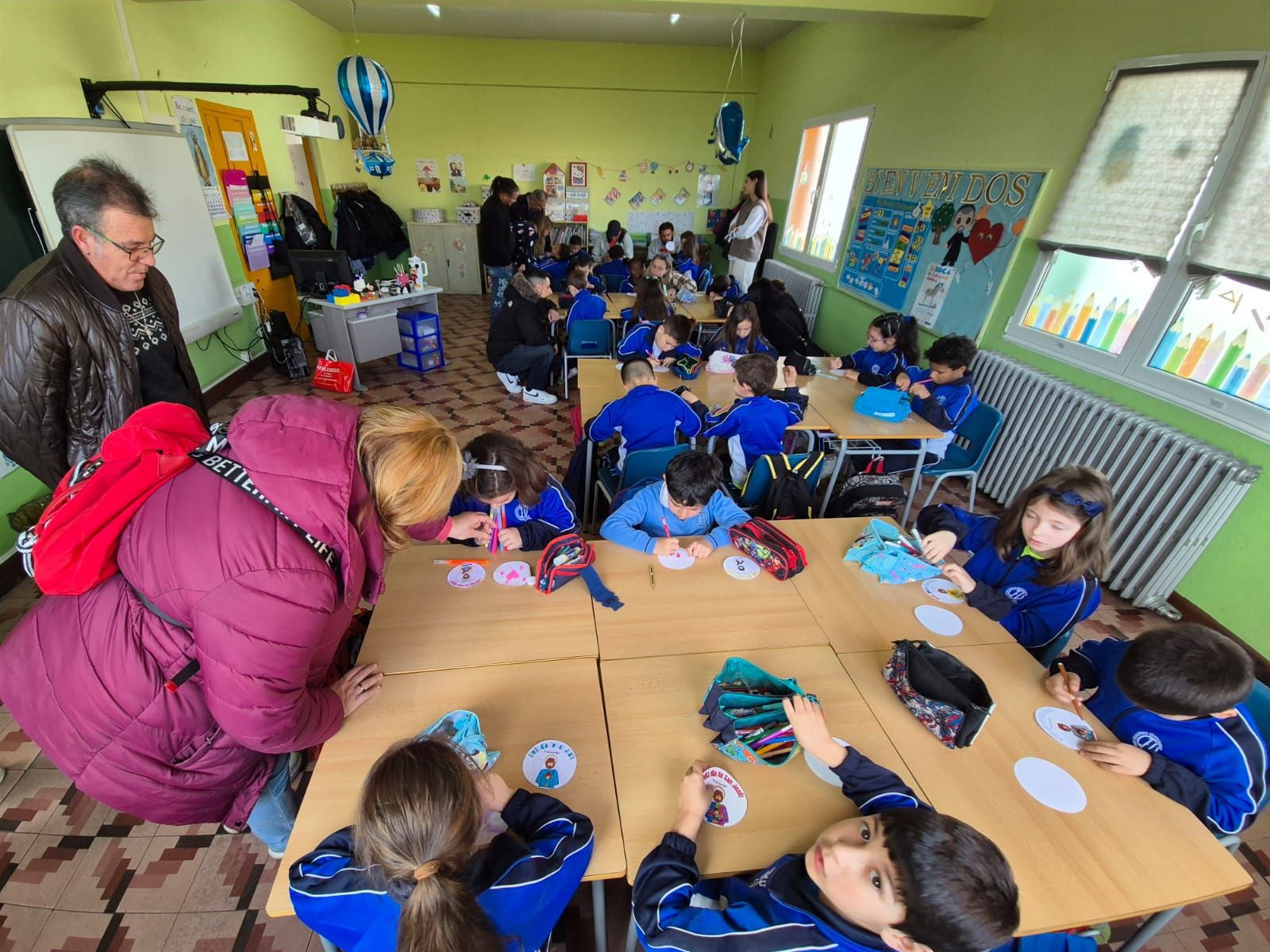 Fiesta colegial en el Patronato por San José (en imágenes)