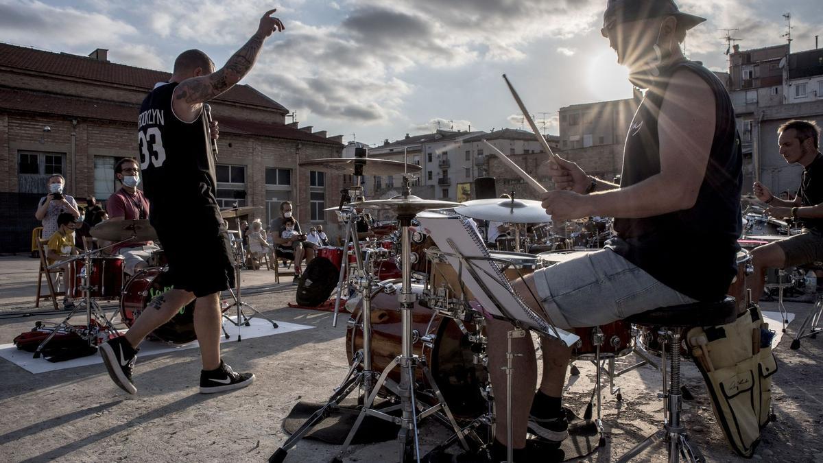 La trobada de bateries de Manresa de l&#039;edició de la Festa Major del 2021, que va celebrar-se a l&#039;Anònima