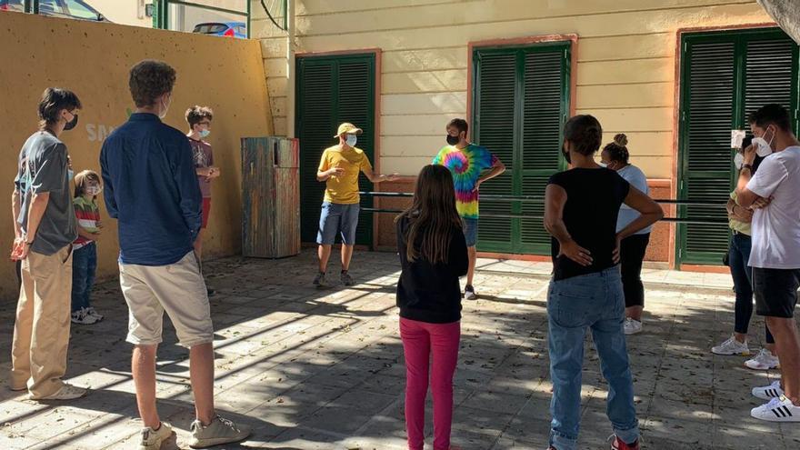 Uno de los microprocesos que se han desarrollado en la asociación de vecinos El Molino, en Barranco Grande. | | E.D.