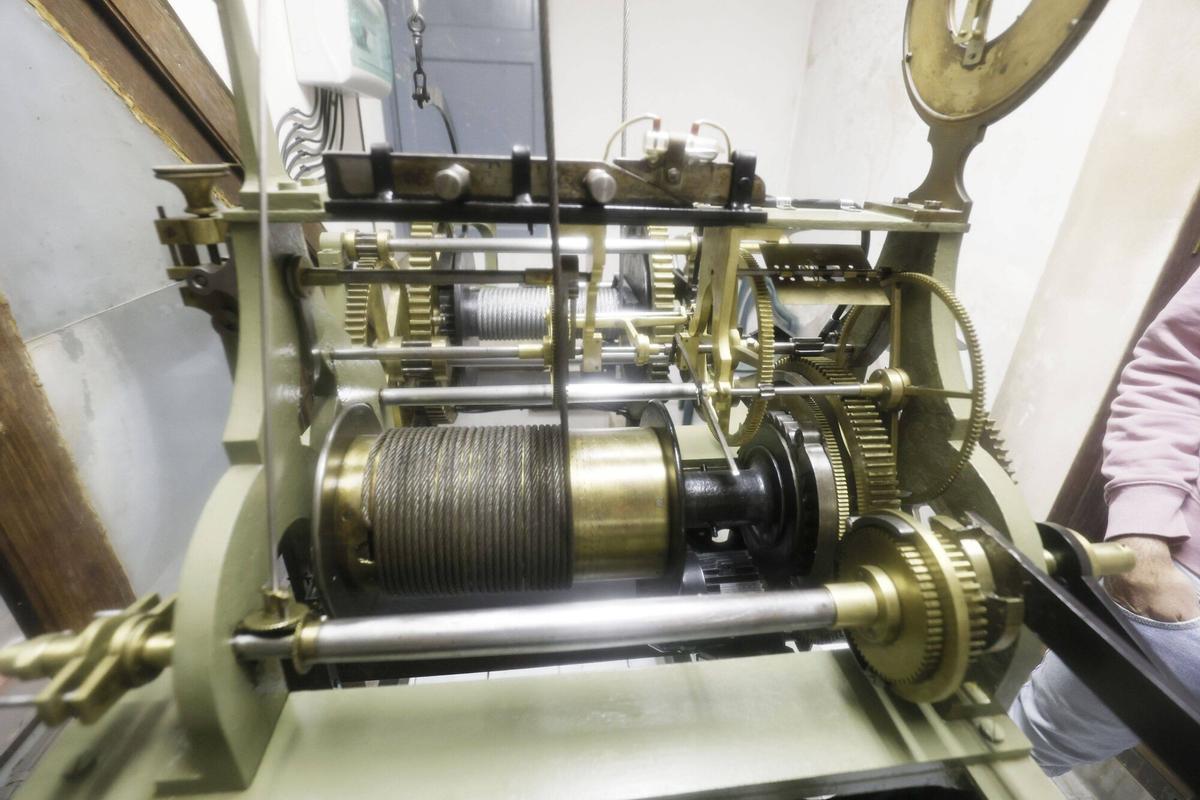 Todo a punto para que el reloj de Cort dé las campanadas