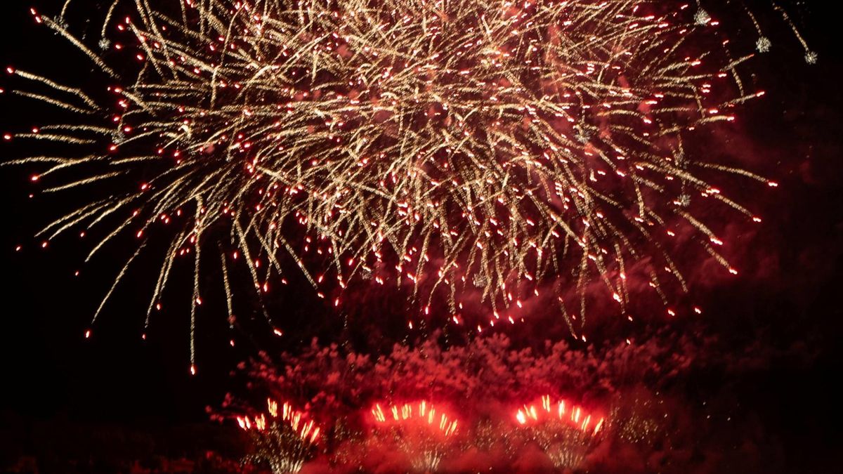 El castillo de fuegos artificiales lanzado por la Pirotecnia Valenciana este pasado concurso en Tarragona.