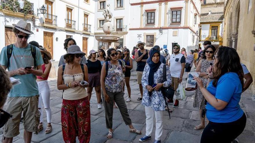 Crecen un 5% los afiliados a la Seguridad Social en turismo