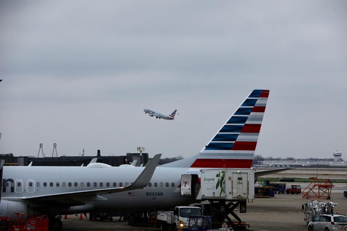 Dos aviones de American Airlines.