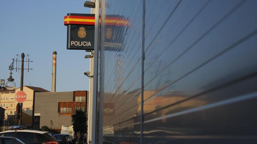 La Policía investiga si hay &quot;otras víctimas&quot; en el caso de los abusos a menores de Langreo