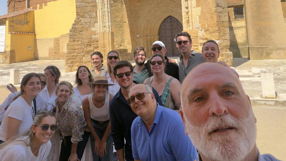 José Andrés, el famoso chef internacional que verá el eclipse de sol desde este pueblo de Zamora