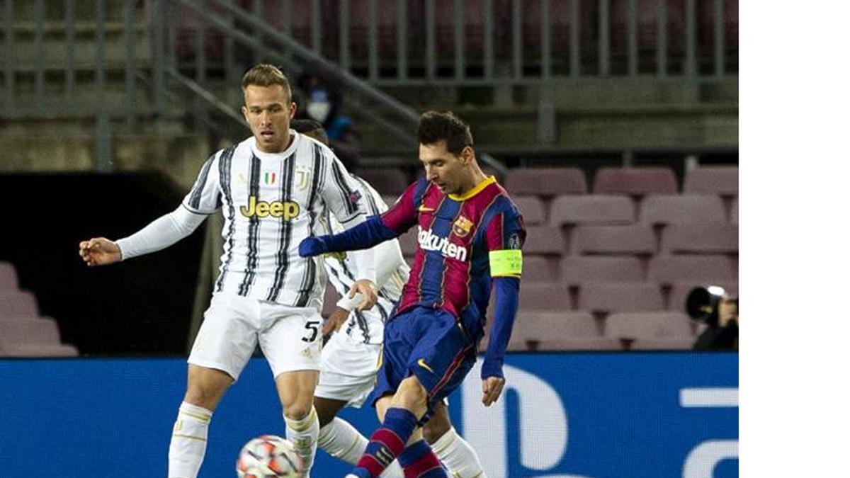 Messi y Arthur, en el Barça - Juventus disputado en el Camp Nou