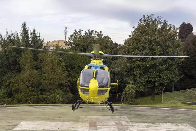 Herido grave un vecino de Corme tras sufrir quemaduras durante un desbroce