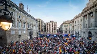 La manifestación por Ceuta reúne a miles de personas en Barcelona en medio de un clima de tensión