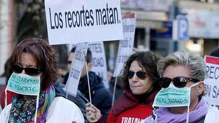 'Los recortes matan' es una de las proclamas de la protesta.