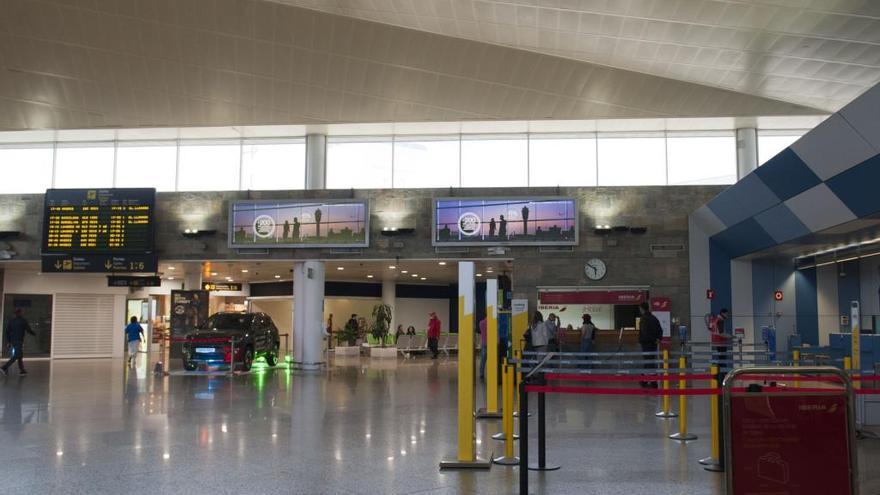 Terminal del aeropuerto de Alvedro