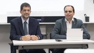 El director general de IA del Govern, Jaume Miralles, y el secretari de Telecomunicacions i Transformació Digital, Albert Tort.