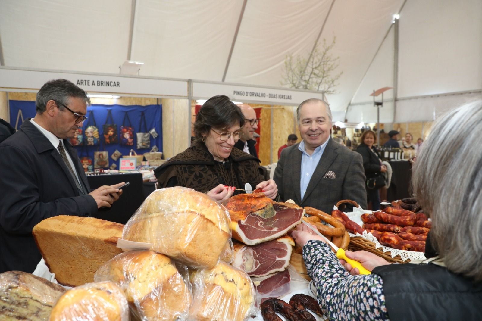 Multitudinaria inauguración de la Feria de la Bolha Dulce en Miranda