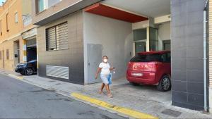 Investiguen la mort d’una dona després de caure al buit a València